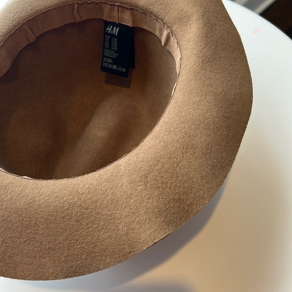 H&M Camel Colored Fedora Hat 100% Felted Wool with Vegan Leather Belt Tan Brown - Picture 9 of 16